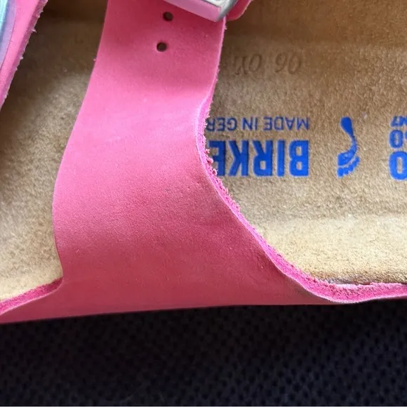 Birkenstock Arizona Leather W/Soft Footbed (Fuchsia) Size 40 Narrow