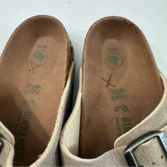 Birkenstock Arizona Men’s 9 tan sandals