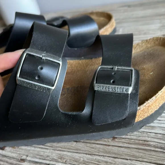Birkenstock leather sandals size 41 great condition no flaws
