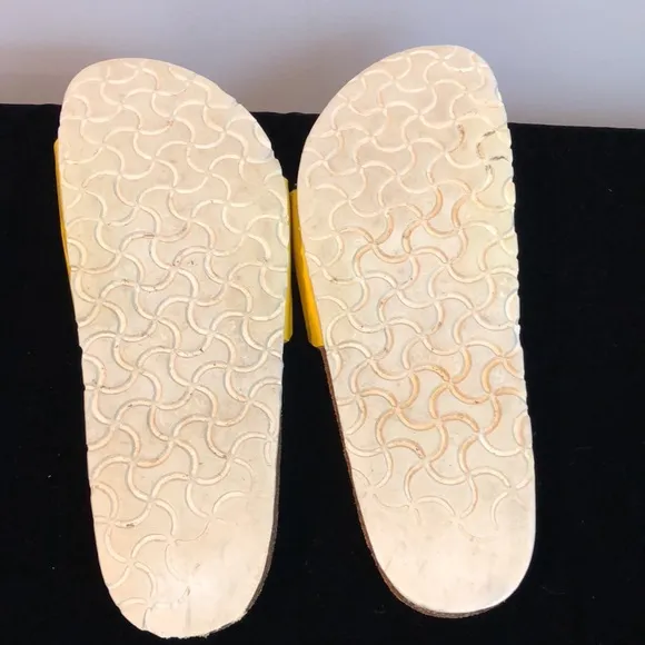 Birkenstock Madrid Bright Yellow Patent Leather Sandals Size 39 US 8/8.5