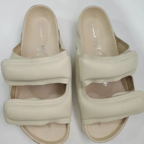 Birkenstock The Beach Comber Sandals in Cream L11 M9