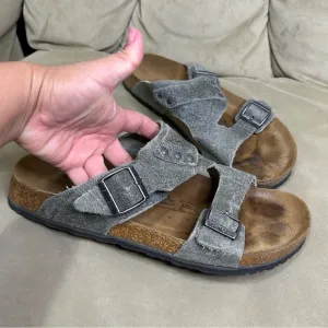 Birki’s Birkenstocks gray leather sandals 11