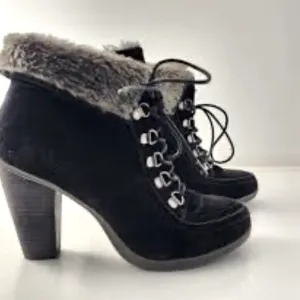 Bjorndal Falan Womens Black Suede Heels Boots With Faux Fur Accent Size 6