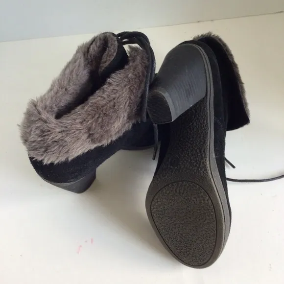 Bjorndal Falan Womens Black Suede Heels Boots With Faux Fur Accent Size 6