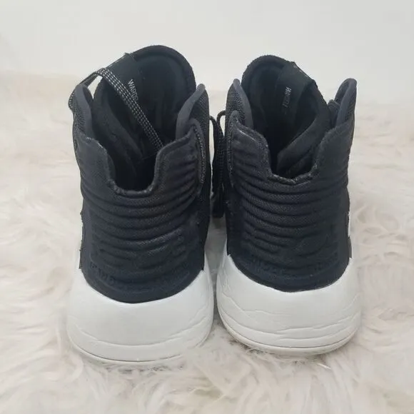 Black Under Armour Sneakers. Size 7.5
