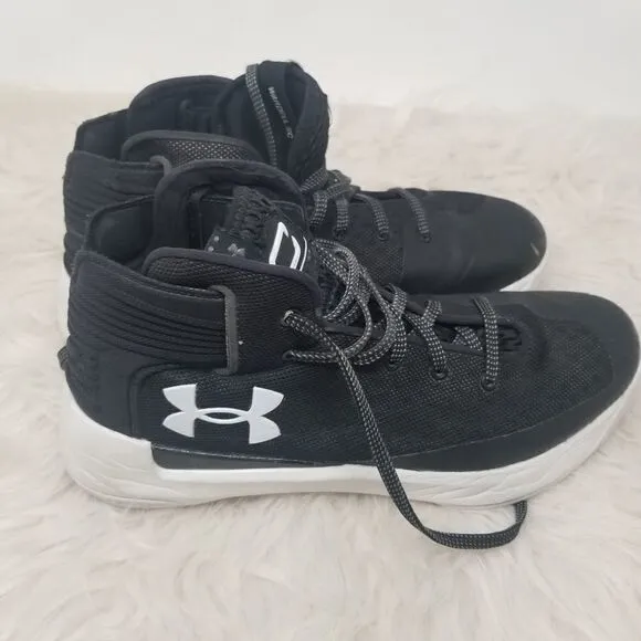 Black Under Armour Sneakers. Size 7.5
