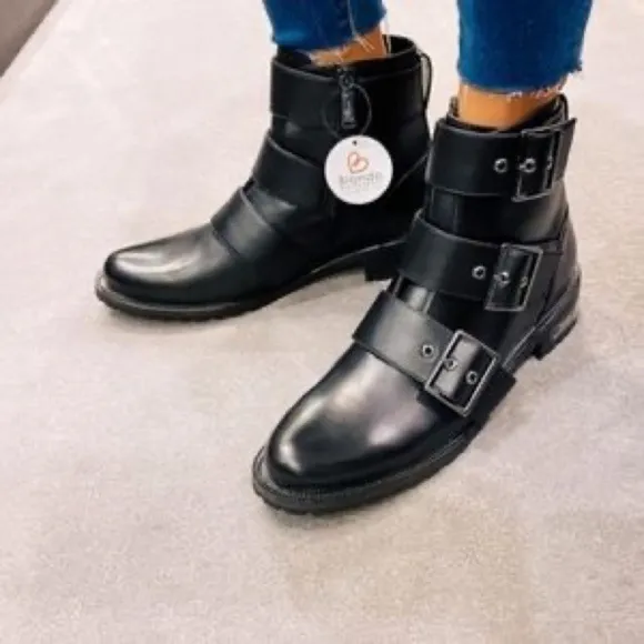 Blondo Camila Waterproof Bootie