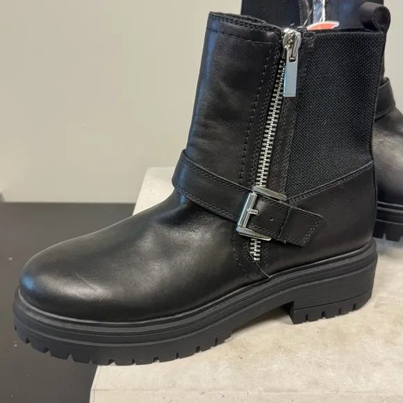 Blondo Garnet Waterproof Boots Women's Size 9  Black Leather Lug Sole Moto
