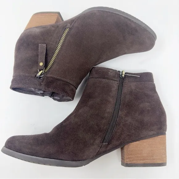 Blondo Nivada Suede Waterproof Ankle Boots