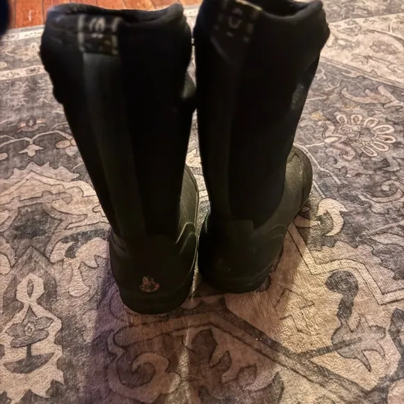 BOGS toddler size 11 Waterproof Boots