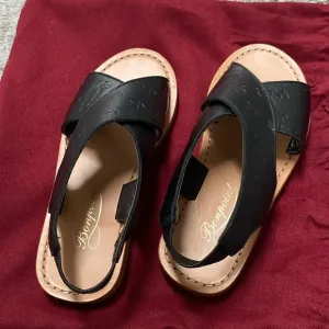 Bonpoint girls leather sandals