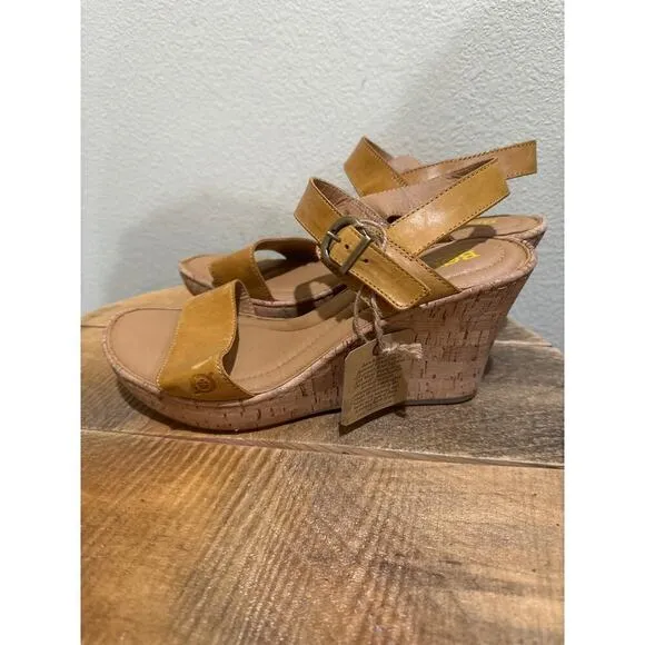 Born Lenore Platform Wedge Leather Sandals size 11 New