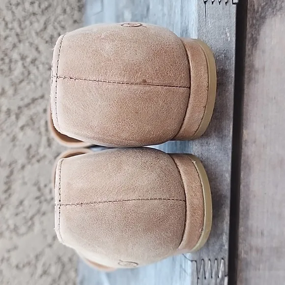 Born Women's Sandals
