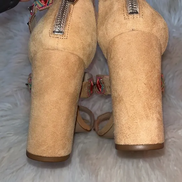 Botkier Gigi Sandals Suede Embellished Pink Studded Block Heel Sz 8