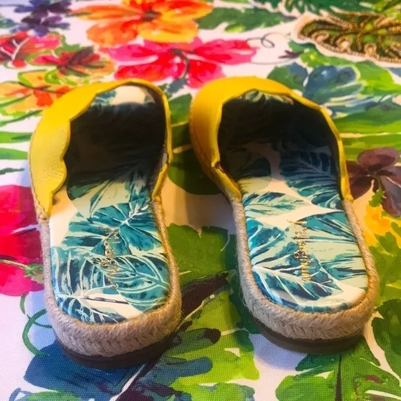 Brand New J. McLaughlin Leather Yellow Sandals