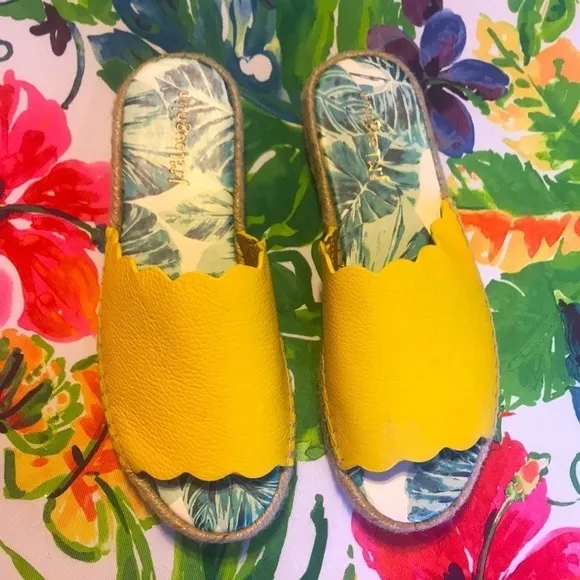 Brand New J. McLaughlin Leather Yellow Sandals