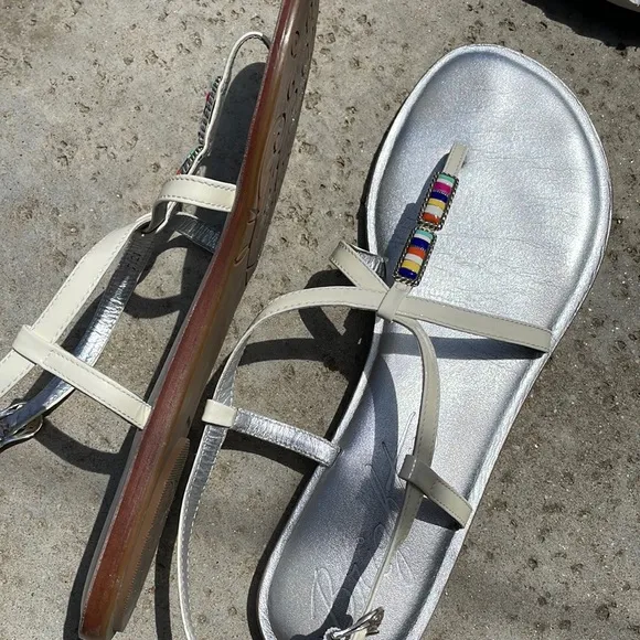 Brighton White Leather Thong Sandals
