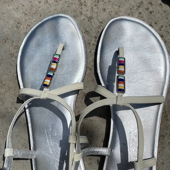 Brighton White Leather Thong Sandals