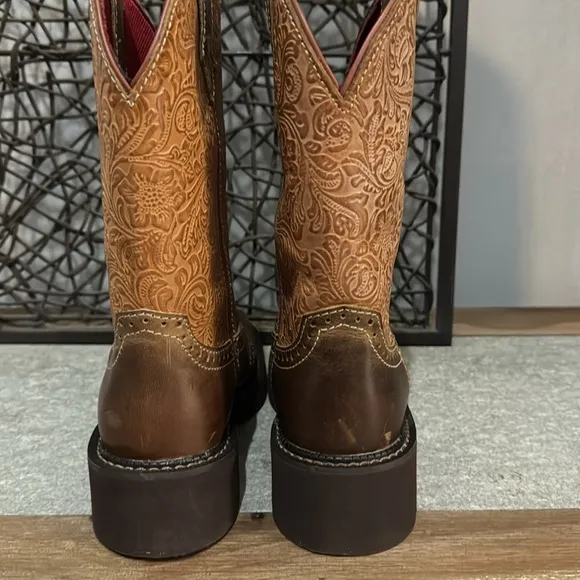 Brown and Tan Justin Western Boots