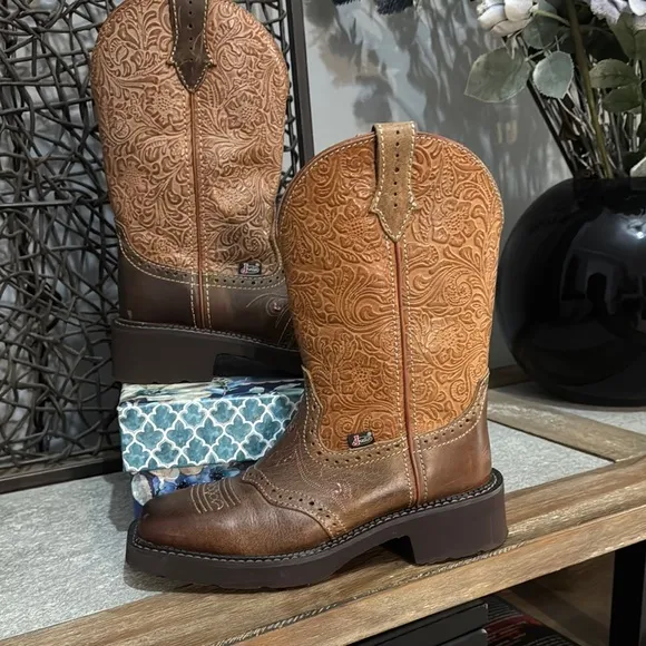Brown and Tan Justin Western Boots