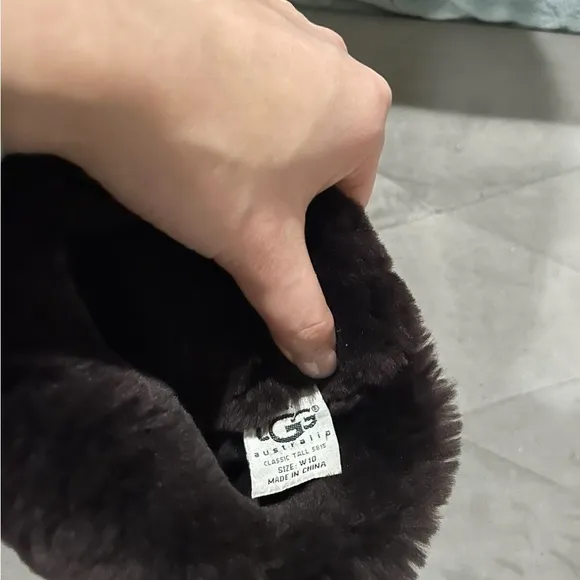 Brown Ugg boots classic tall