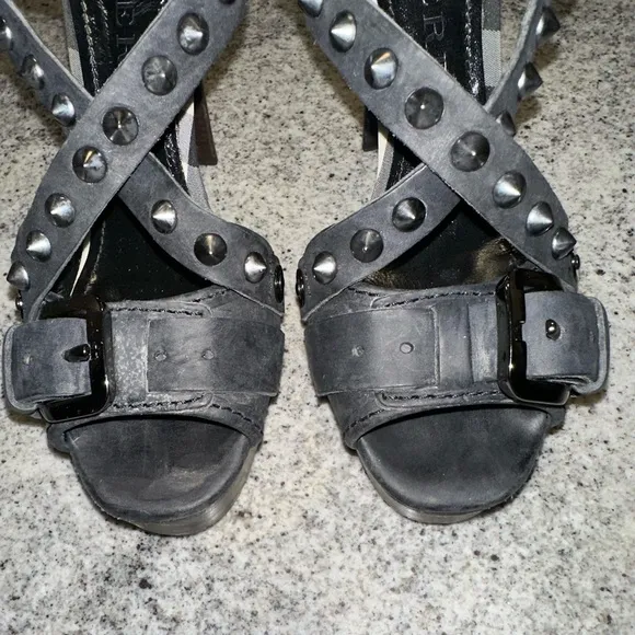 Burberry Leather Studded Accents Black Women's Sandals size 39, US9