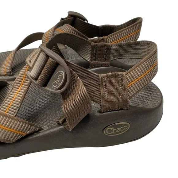 Chacos Men's Brown Sandals Size 8