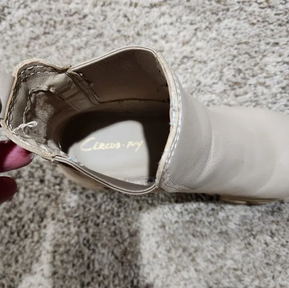 Circus NY by Sam Edelman Beige Chunky Darielle Platform Y2K Chelsea Boots.