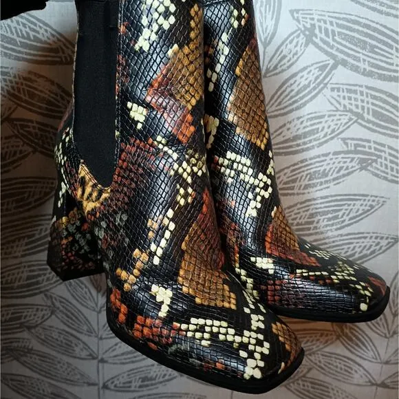 Circus Sam Edelman Boots Chunky Lolita Snakeskin