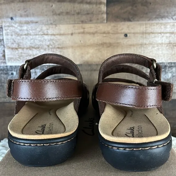 Clarks Collection Laurieann Style Sandals NEW Dark Tan Leather Size 8
