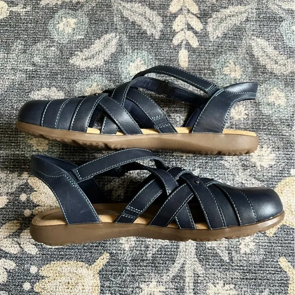 Clarks Collection Navy Leather Fisherman Sandals Elizabelle Sea
