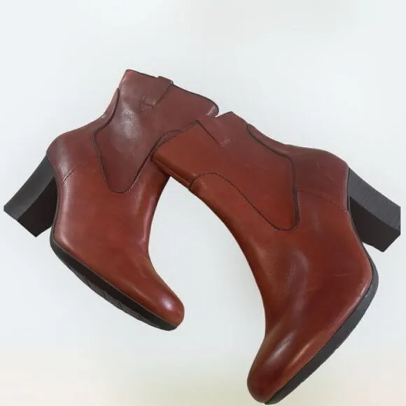Clarks Women's Stroll Vine Ankle Boots Rust 10