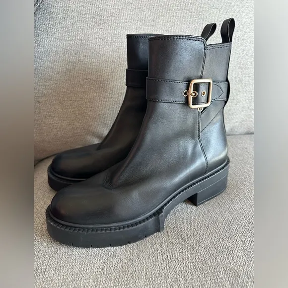 Coach Lacey Leather Lug-Sole Ankle Boots Black Size 8.5