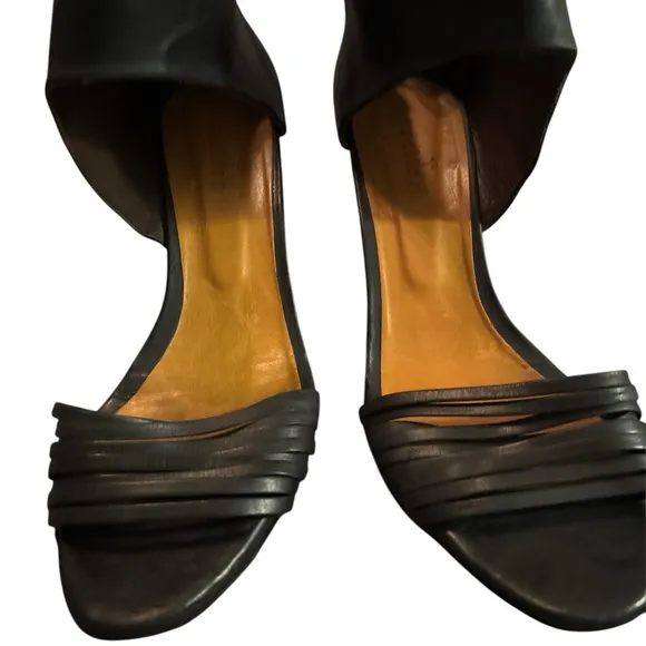 Coclico Black Wedge Sandals - size 41