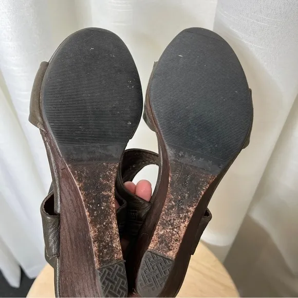 Coclico brown leather wedge sandals