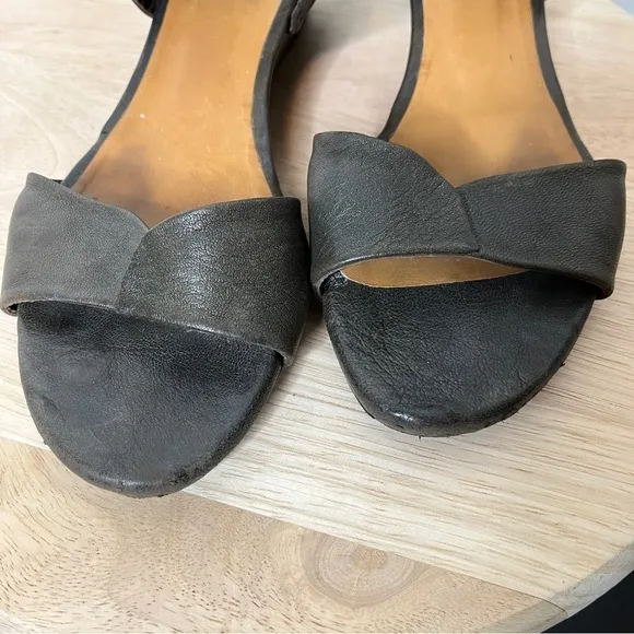 Coclico brown leather wedge sandals