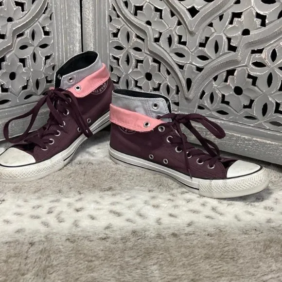 Converse All Star high tops sneakers teen girls size 7 pink purple sporty skater