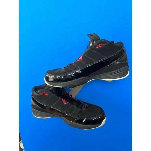 Converse Men’s Black Basketball Sneakers Size 11