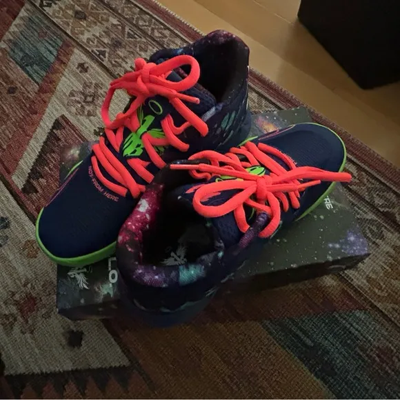 COPY - LaMelo Ball Basketball Shoes-Youth Size 5