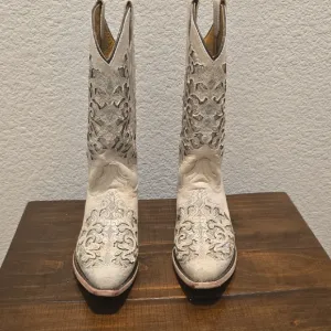 Corral White Cream Boots with Intricate Design