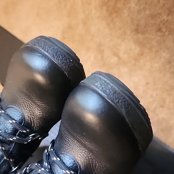 Cougar Wedgy Pillow Waterproof Boots