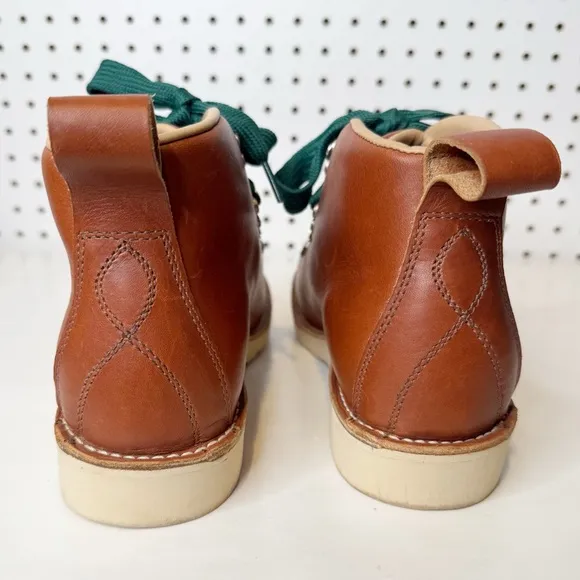 Crary | Leather Hiking Boots w/ Green Laces, Retro Style, Vibram Sole Sz. 7