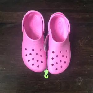 Crocs classic mens pink slip on sandal clog casual beach size 13 NWT