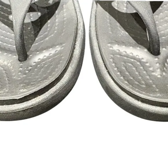 Crocs Sanrah Wedge Sandals‎ Silver Circle Black Flip Flop Slip On Womens Size 10
