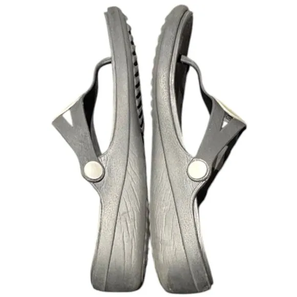 Crocs Sanrah Wedge Sandals‎ Silver Circle Black Flip Flop Slip On Womens Size 10