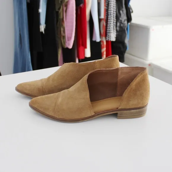 Crown Vintage Shay Suede D’Orsay Bootie