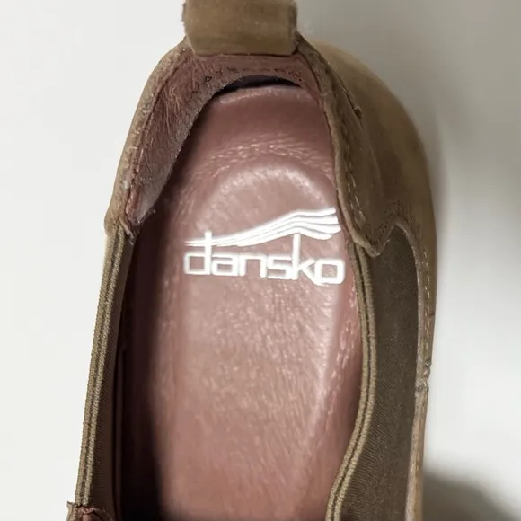 Dansko Chelsea boots Dansko Waterproof brown leather Chelsea booties size 39 EU
