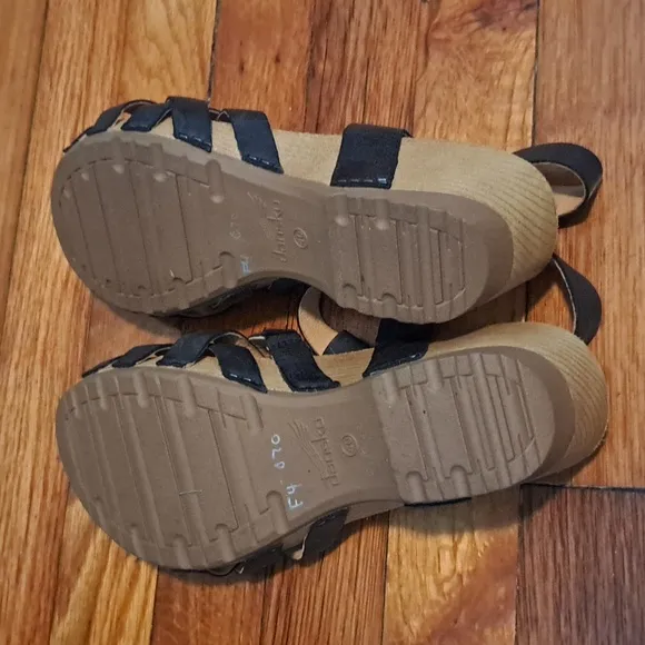 Dansko Leather Sandals 4/19