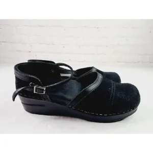 Dansko Sally Womens Sz 39/9 Black Suede Mary Jane Closed Toe Clog Sandals Ankle