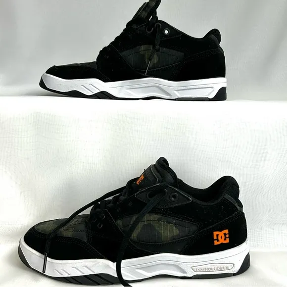 DC Men’s Maswell Black and Camouflage Skater Shoes Size 9